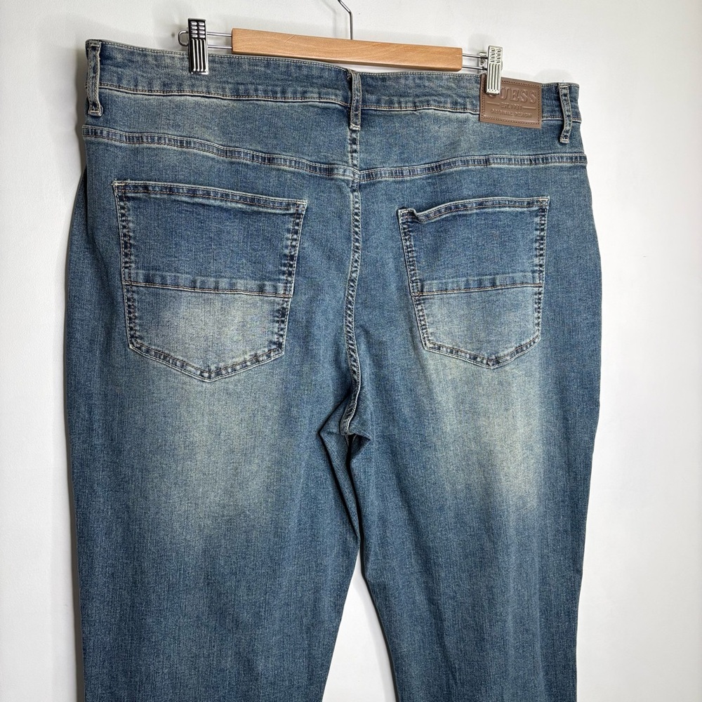Mens Guess ‘90s Fit New with tags 38x32 - Picture 14 of 14